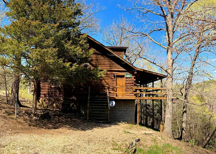 Charlie\'S Ol\' Fishing Cabin